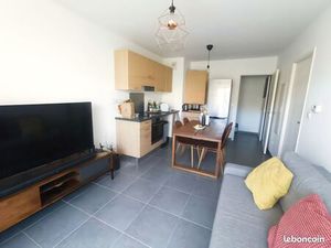 LOCATION T2 38 m2 AVEC GARAGE HYERES OUEST