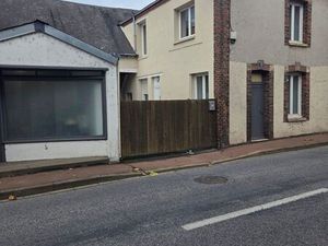 Maison + Local commercial