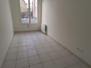 STUDIO QUARTIER TRIBUNAL à PONTOISE