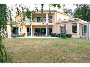 Vente Maison Piscine aux Sorinières (44840) : à vendre Piscine / 195m² Les Sorinières