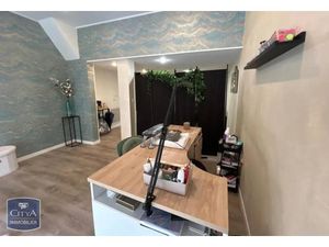 Local commercial à louer 32 m² - Vichy (03) - 430€