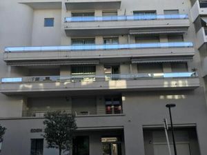 Location appartement 3 pièces 53 m² à Antibes (06600)