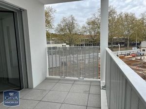 Appartement à louer 3 pièces 69.9 m² - Lyon 8e Arrondissement (69008) - 1 077€