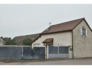 Maison de caractère au cœur de Flagey-Echézeaux avec garage