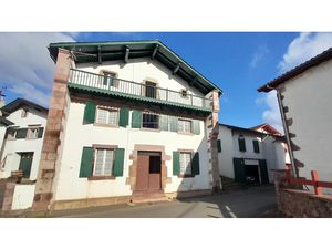 Maison ancienne à fort potentiel – Baigorr