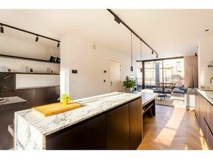 Volledig bemeubelde design duplex op 't Zuid