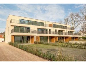 Prestigieus nieuwbouwappartement met groot terras.
