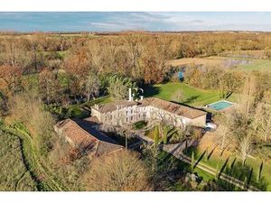 Maison de 12 pièces de luxe en vente à Vars  France