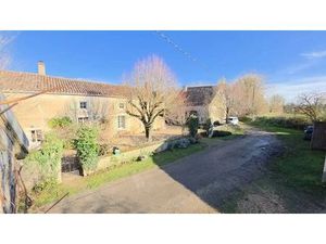 Palais en Vente - Antigny Nouvelle-Aquitaine Vienne