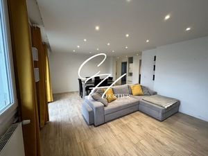 Location appartement 3 pièces 62m2 Grenoble 38100 - 790 € - Surface Privée