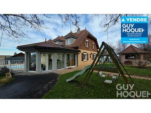 A VENDRE MAISON 6 CHAMBRES TERRAIN PISCINE