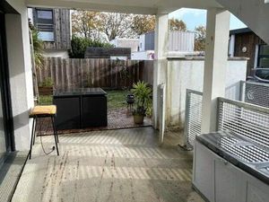 Location appartement 2 pièces 42 m² à Fargues-Saint-Hilaire (33370)