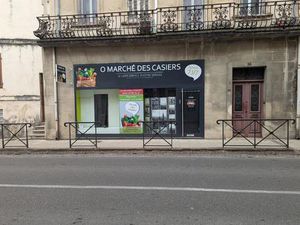 À Vendre Local Commercial Hyper Centre D’Arles Murs Libres