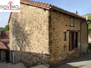 Sur Les Hauteurs De La Ville  Pied A Terre Renove Sans Jardin