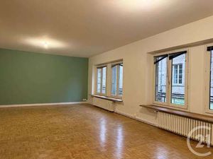 Location Appartement 5 pièces à Dinan (22100) : à louer 5 pièces / 106m² Dinan