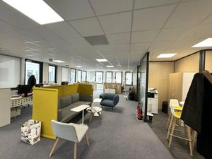 A VENDRE ou A LOUER - Bureaux - SAINT ETIENNE (42000) - Chateaucreux - 804 m² divisibles e