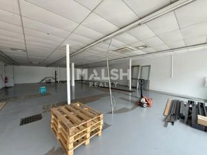 LOCATION PURE - LOCAL COMMERCIAL - 425 M² - VILLARS (42390)