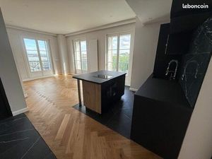 Appartement 2 pièces 64 m²