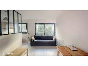 Studio 1 pièce 25 m²