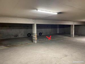 Place de parking a vendre