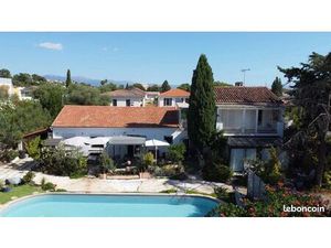 Maison 7 pièces 176 m²