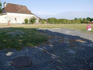 Terrain constructible viabilisé à vendre