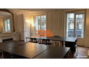Bureaux 66 m² Paris