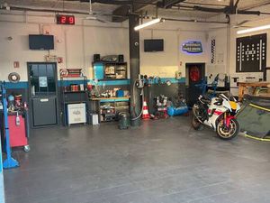Garage / Station-Service avec bail commercial