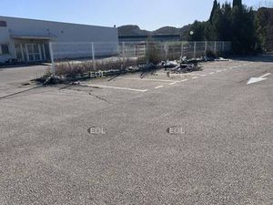 Local d'activités à louer