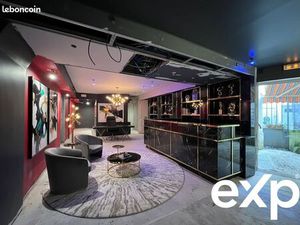 Local commercial 222 m² Paris