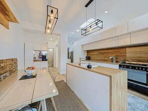 Maison à vendre à Jette € 549.000 (LIYTA) - Easy Home Immo Marche | Zimmo