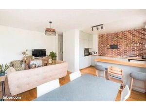 Appartement type T3 meublé rénové disponible immédiatement