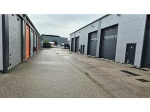 Local d'activités à louer