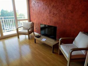 Location appartement 1 pièce 77 m² à Vélizy-Villacoublay (78140)