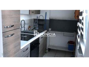 SPECIAL INVESTISSEURS: F2 vendu avec locataire en place!