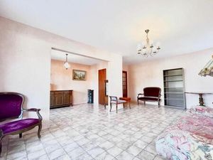 Appartement d'une superficie de 86 m2 habitable loi Carrez type T 5 avec une terrasse de 1