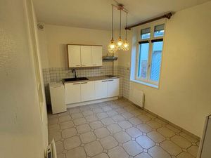 Beau Duplex de Caractère Atypique Plein Centre