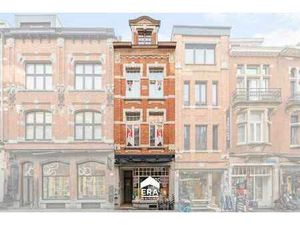 Immeuble de rapport complet au centre historique