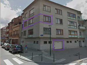 Garage fermé à louer