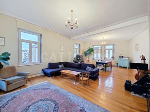 MAGNIFIQUE APPARTEMENT 153M² // 3 GRANDES CH // 2 CAVES // 8 MIN A PIED DE LA GARE