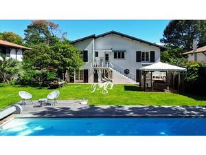 Vente villa 8 pièces