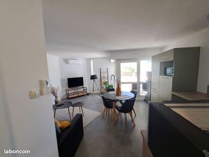 A louer appartement meublé aT2 toutes charges comprises