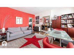 À vendre - Paris 8e Europe/Monceau- Studio lumineux de 33 46 m² avec cave