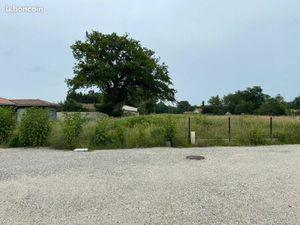 Terrain 380 m² Preignac