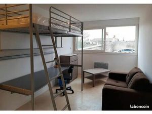 Studio 1 pièce 19 m²