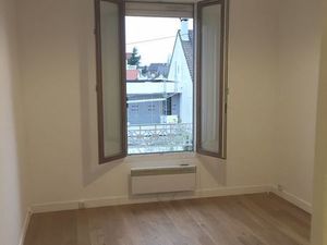 Studio - Saint Maur - 19m^2 - La Pie - Bon état