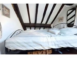 Studio mansardé meublé – 27 m² – 6ᵉ étage