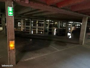 Location Parking st cyprien