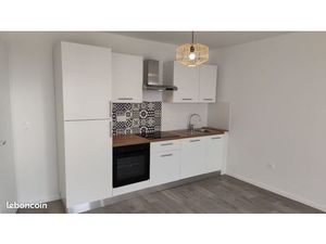Appartement neuf F3 meublé ds résidence neuve - 80m2 (dont 10m2 de Balcon) avec parking au