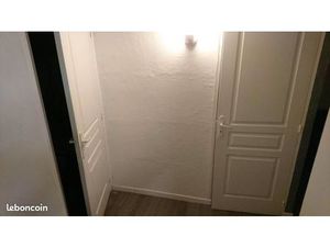 Local Box de rangement  Garage pour stocker 4 m2